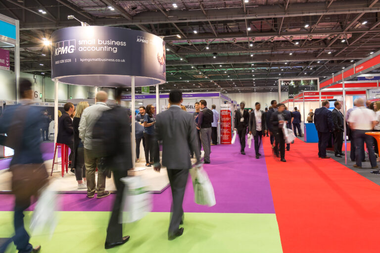 N15. ¿SON EFECTIVOS LOS GRANDES SALONES  scaled