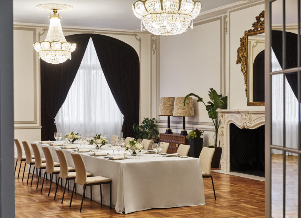 PALACE HOTEL JULIO CAMBA 2526162 HIGH Salón Julio Camba configurado para cena de gala en The Palace Hotel, Madrid